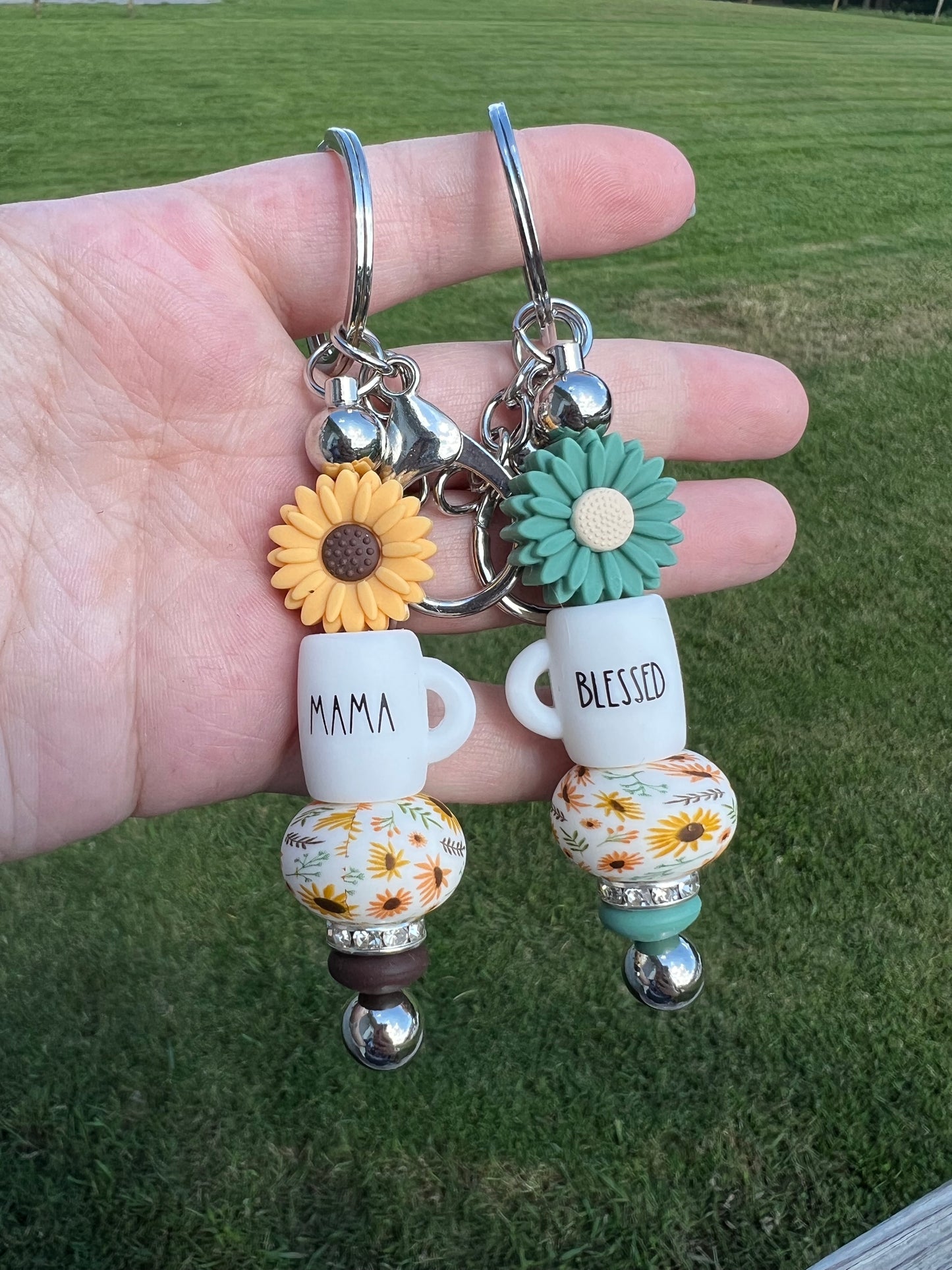 Mug keychains